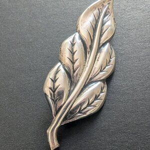 Sterling Silver etched leaf pin by JewelArt